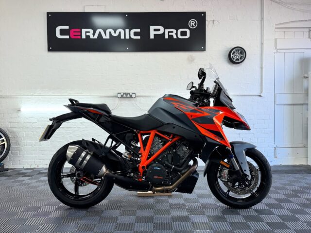 KTM 1290 SuperDuke GT in for its regular maintenance service with Ceramic Pro Care+ protection across all surfaces.This is arguably one of the most capable sports touring bikes available with incredibly easy to access rider aids available at the flick of a switch......#parxdetailing #detailing #ktm #superduke #1290superduke #touring #bike #vtwin #sportstourer #paintprotection #ceramiccoating #ceramic